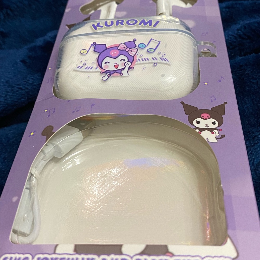 Kuromi Wireless Earbuds with Case - Picture 11 of 11